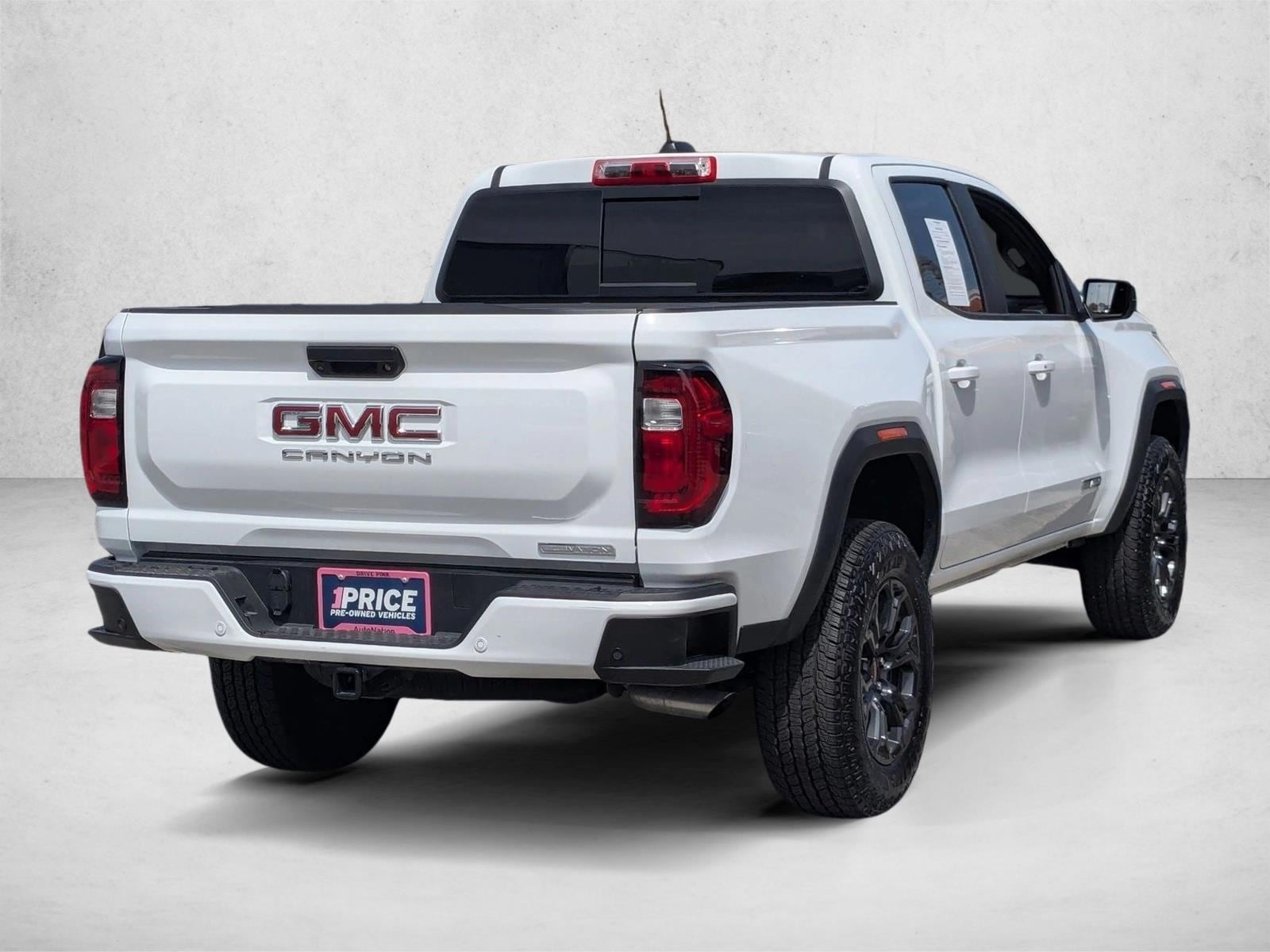 2024 GMC Canyon 2WD Elevation photo 4