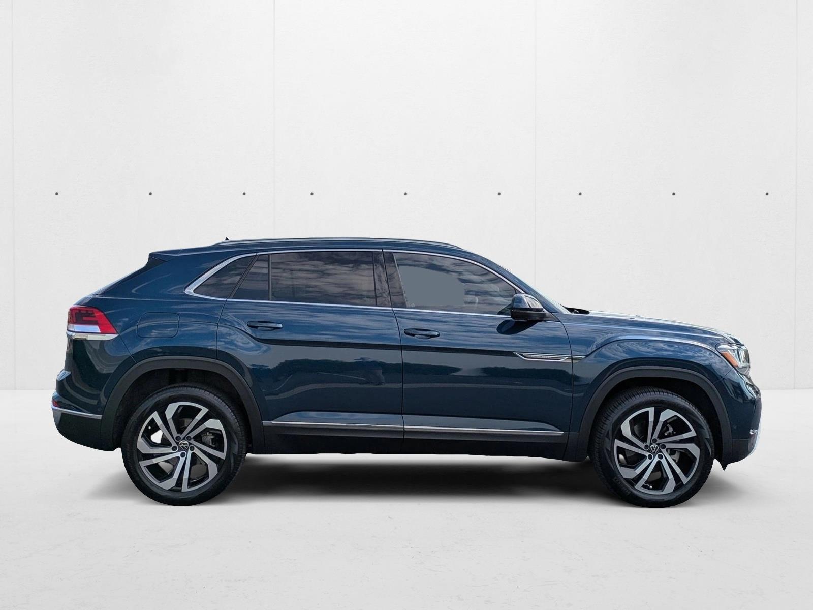 2020 Volkswagen Atlas Cross Sport V6 SEL Premium photo 4