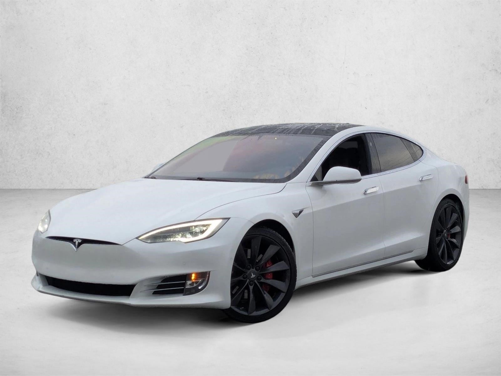 2016 Tesla Model S P90D's photo