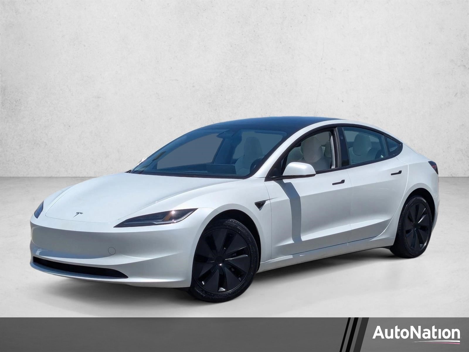 2025 Tesla Model 3 Long Range's photo