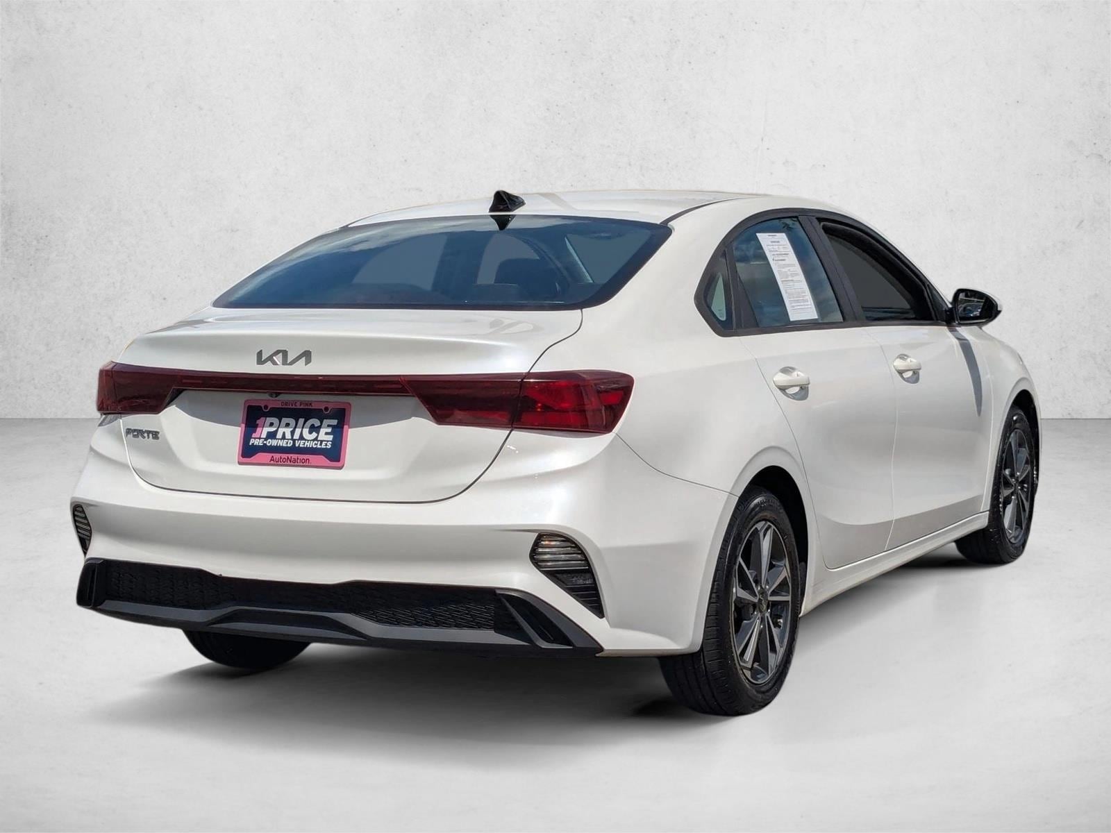 2023 Kia Forte LXS photo 5