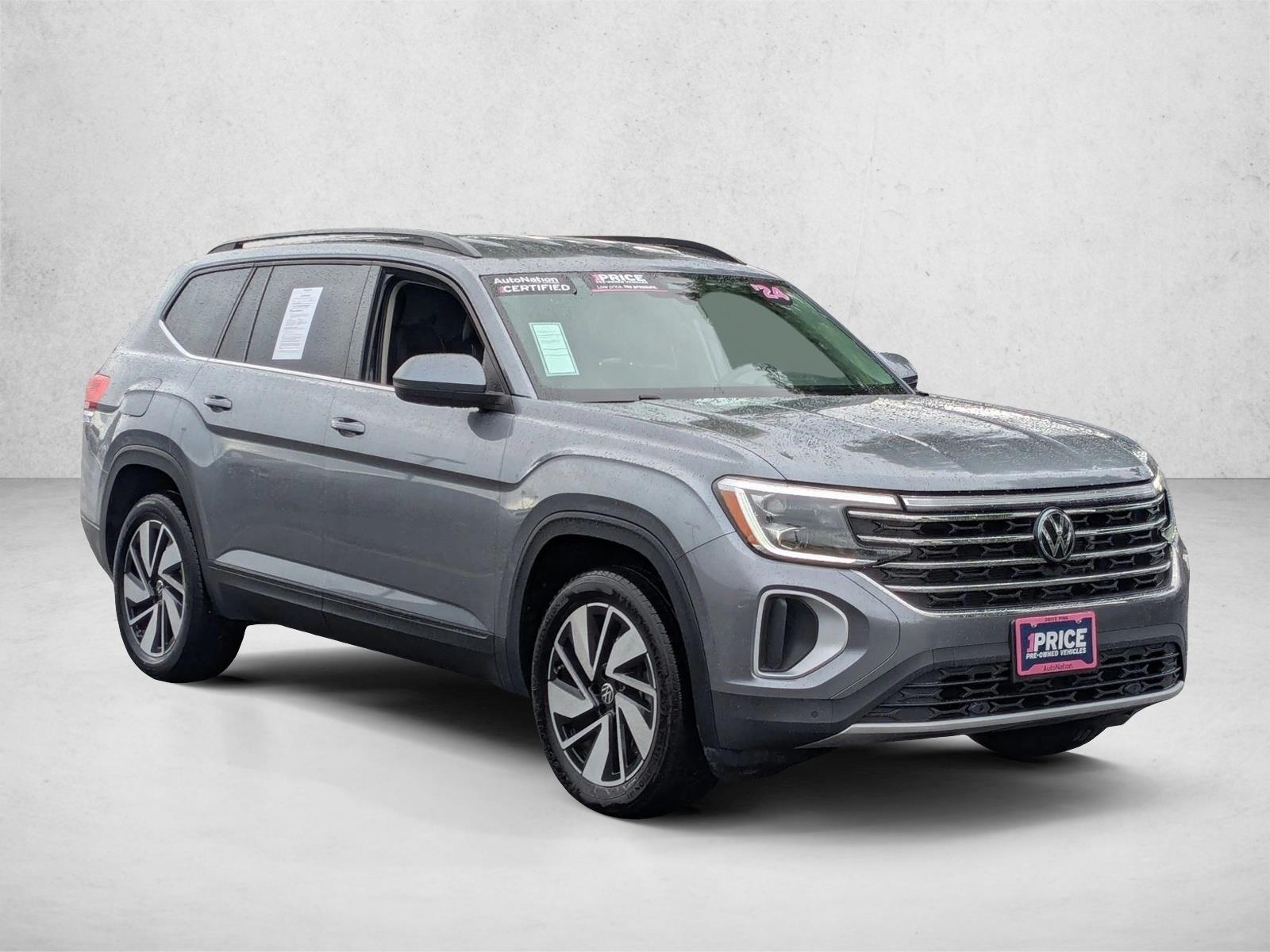 2024 Volkswagen Atlas SE Technology photo 3