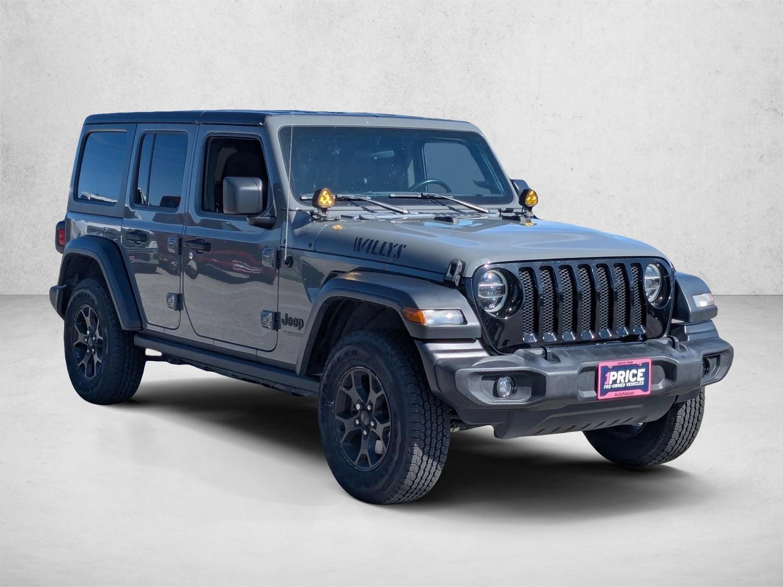 2020 Jeep Wrangler Willys photo 3