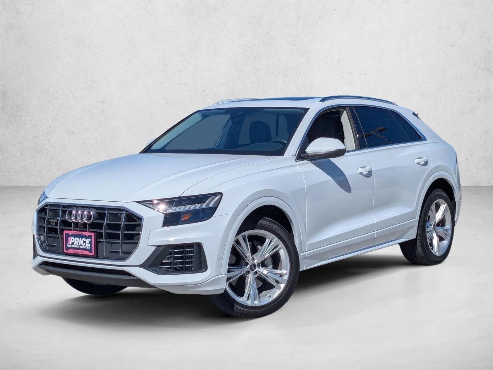 2023 Audi Q8 Premium's photo