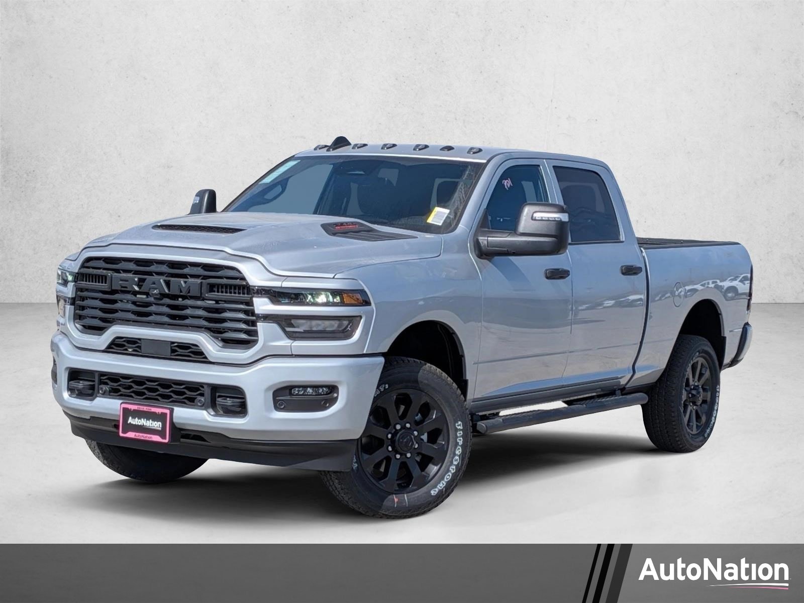 2026 RAM 2500 Tradesman/Black Express 4X4 Crew Cab SWB's photo