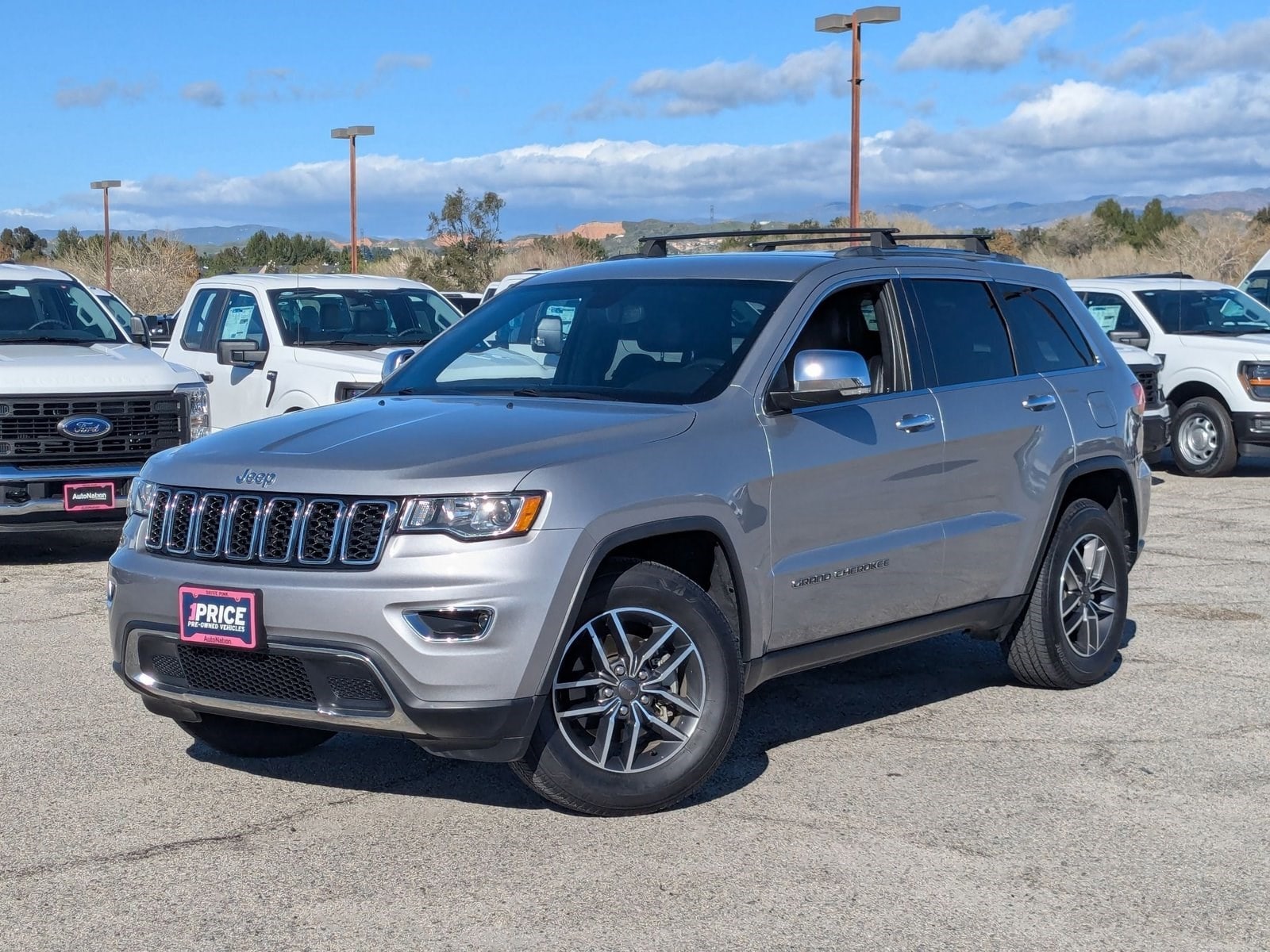 2019 Jeep Grand Cherokee Limited's photo