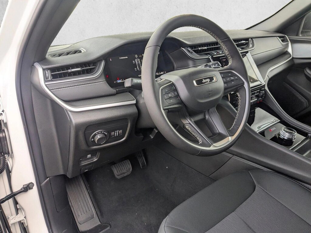 New 2026 Jeep Grand Cherokee Laredo X SUV