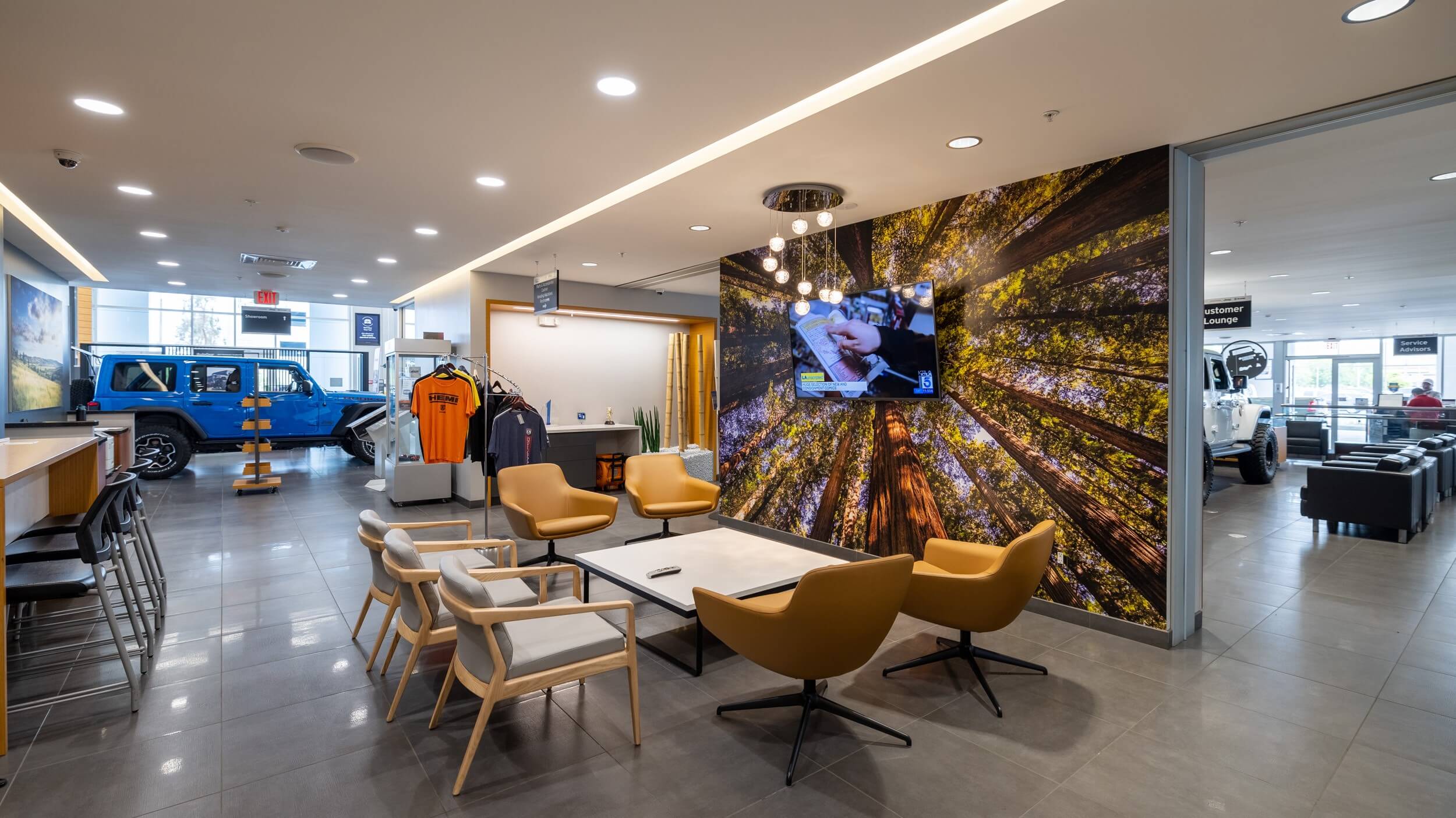 Chrysler, Dodge, Jeep, & RAM Finance Center Valencia, CA AutoNation