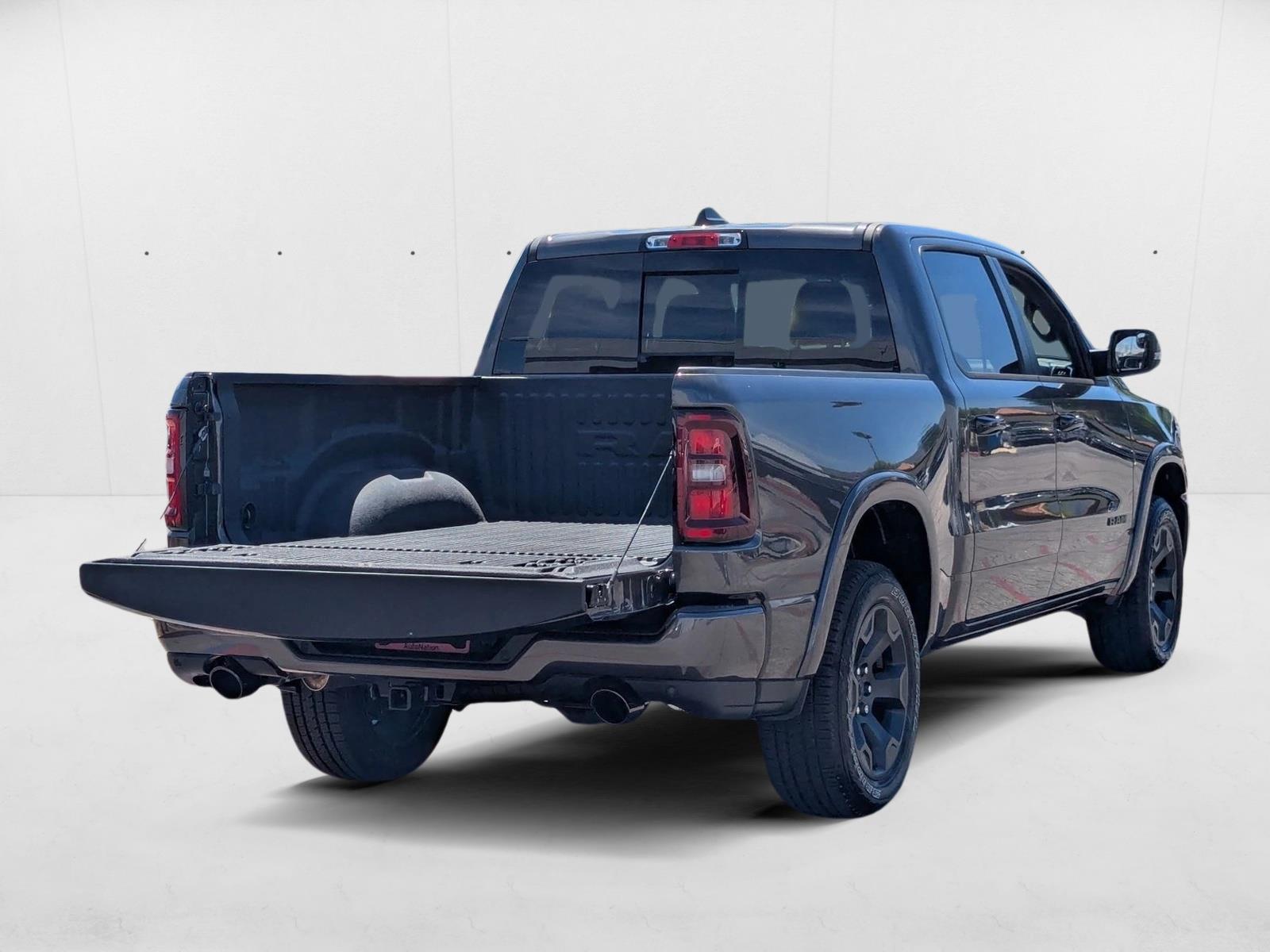 2025 Ram 1500 Big Horn photo 2