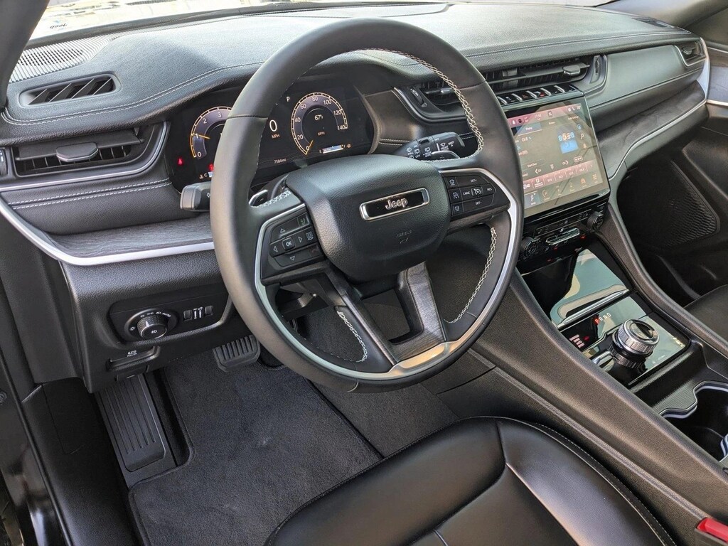 New 2025 Jeep Grand Cherokee Limited SUV