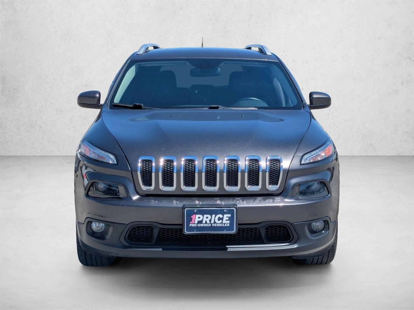 Used 2018 Jeep Cherokee Latitude Plus with VIN 1C4PJLLB8JD553161 for sale in Santa Clarita, CA
