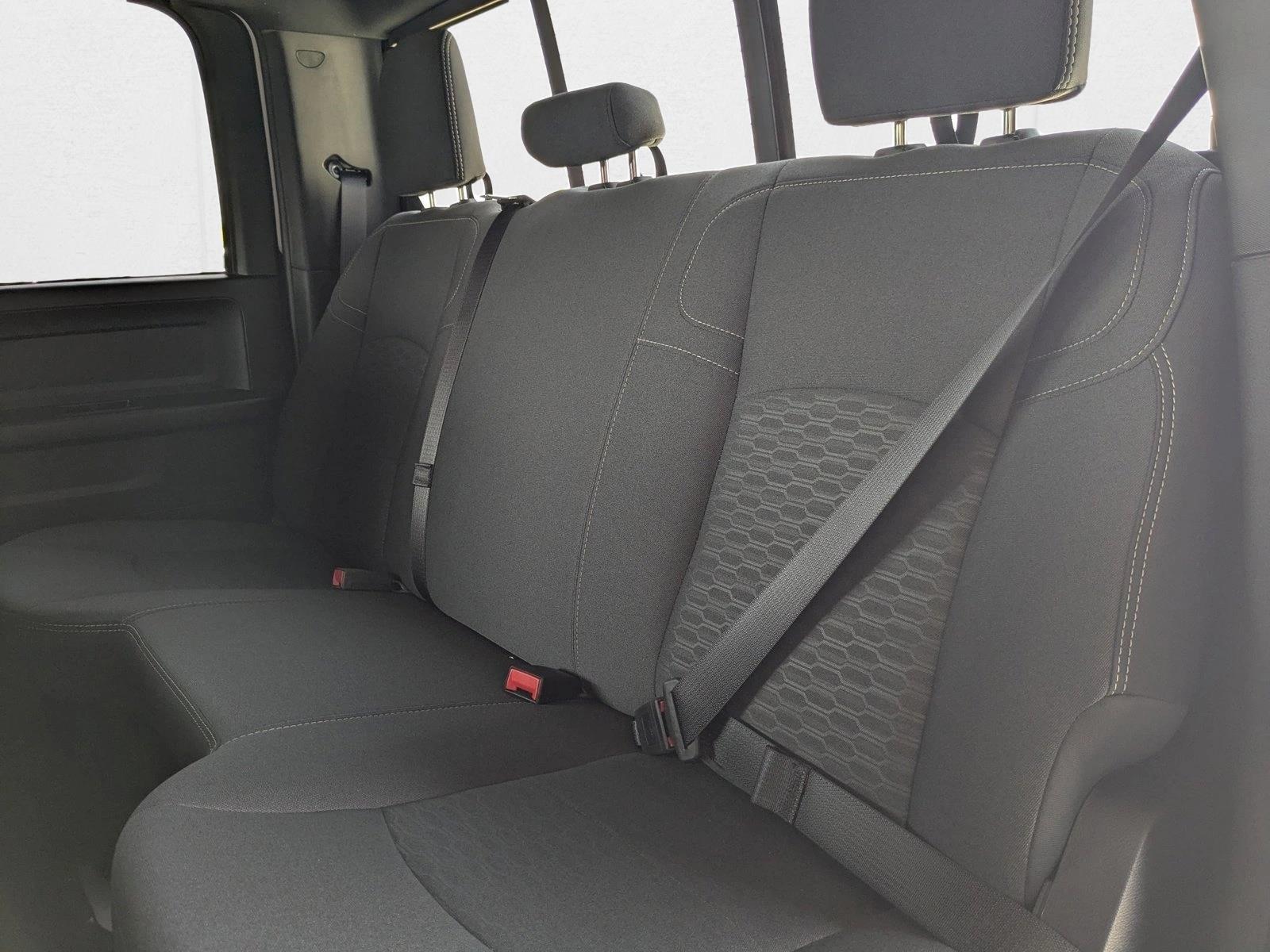 2025 RAM 2500 Tradesman - Photo 16