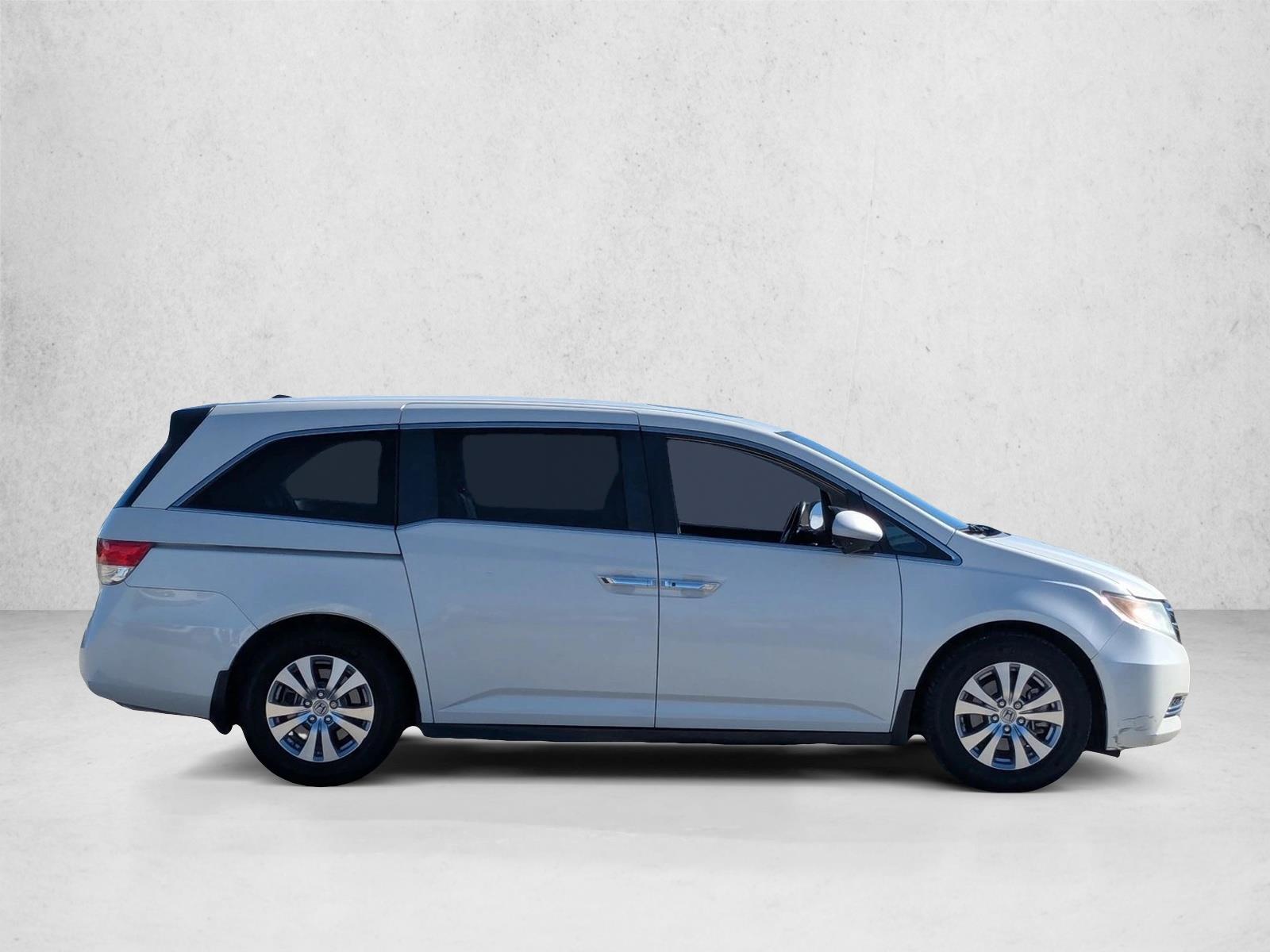 2016 Honda Odyssey EX-L photo 4