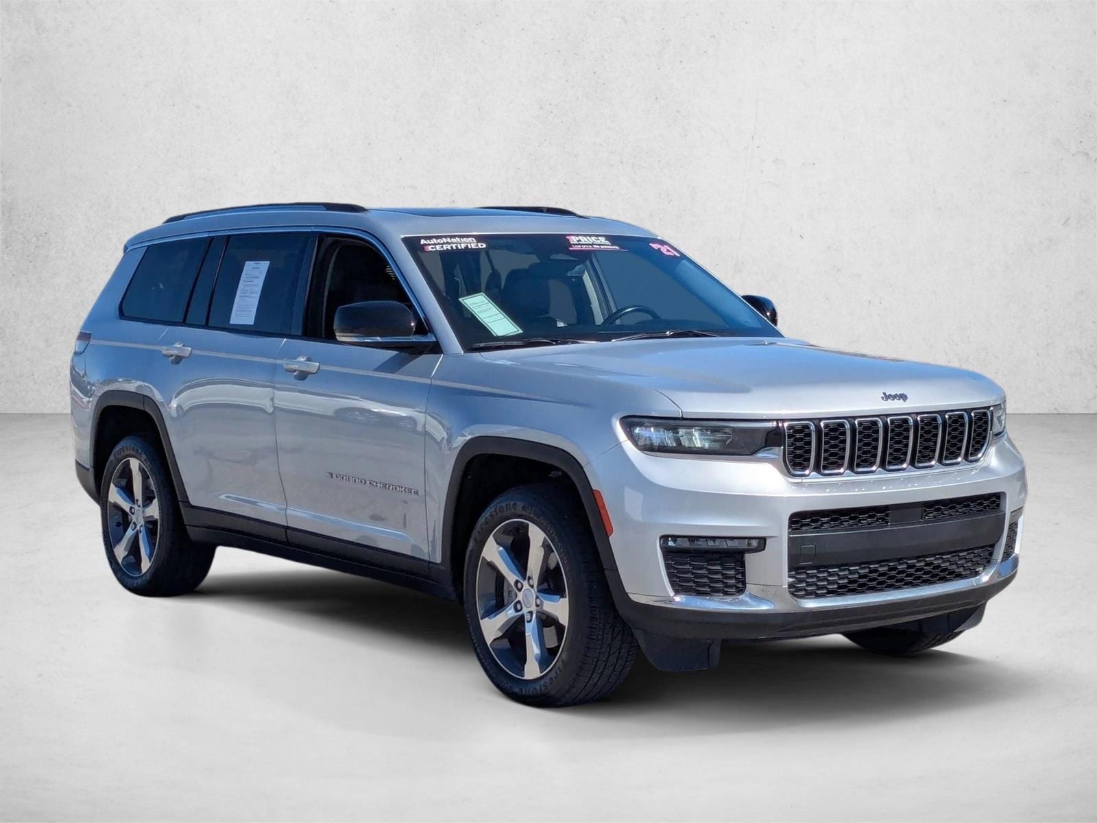 2021 Jeep Grand Cherokee L Limited photo 2