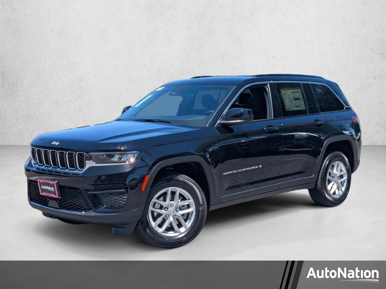 2026 Jeep Grand Cherokee Laredo SUV