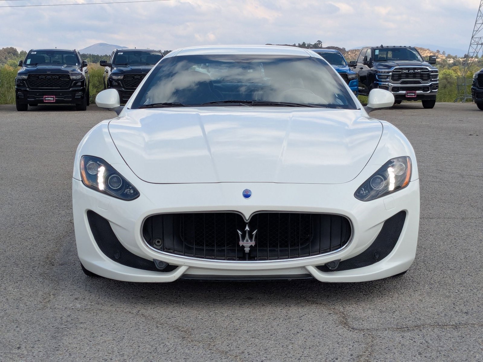 2014 Maserati Granturismo Sport photo 2