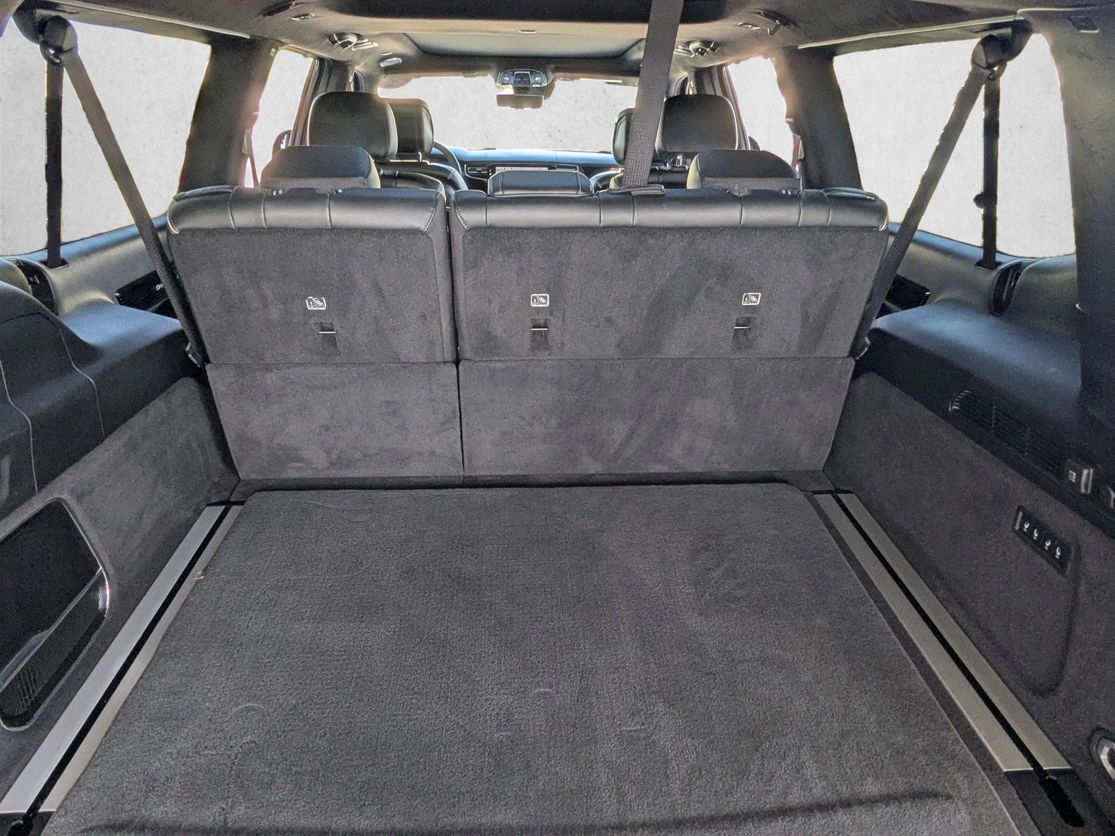 2024 Jeep Grand Wagoneer L Series II photo 5