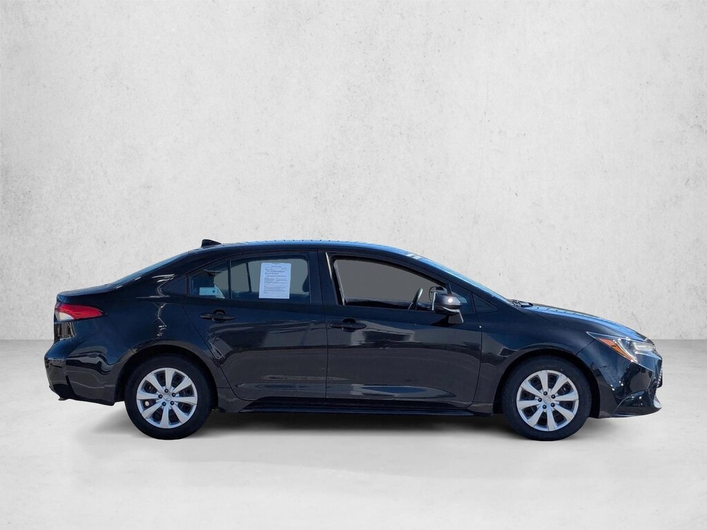 Used 2021 Toyota Corolla LE 4dr Car