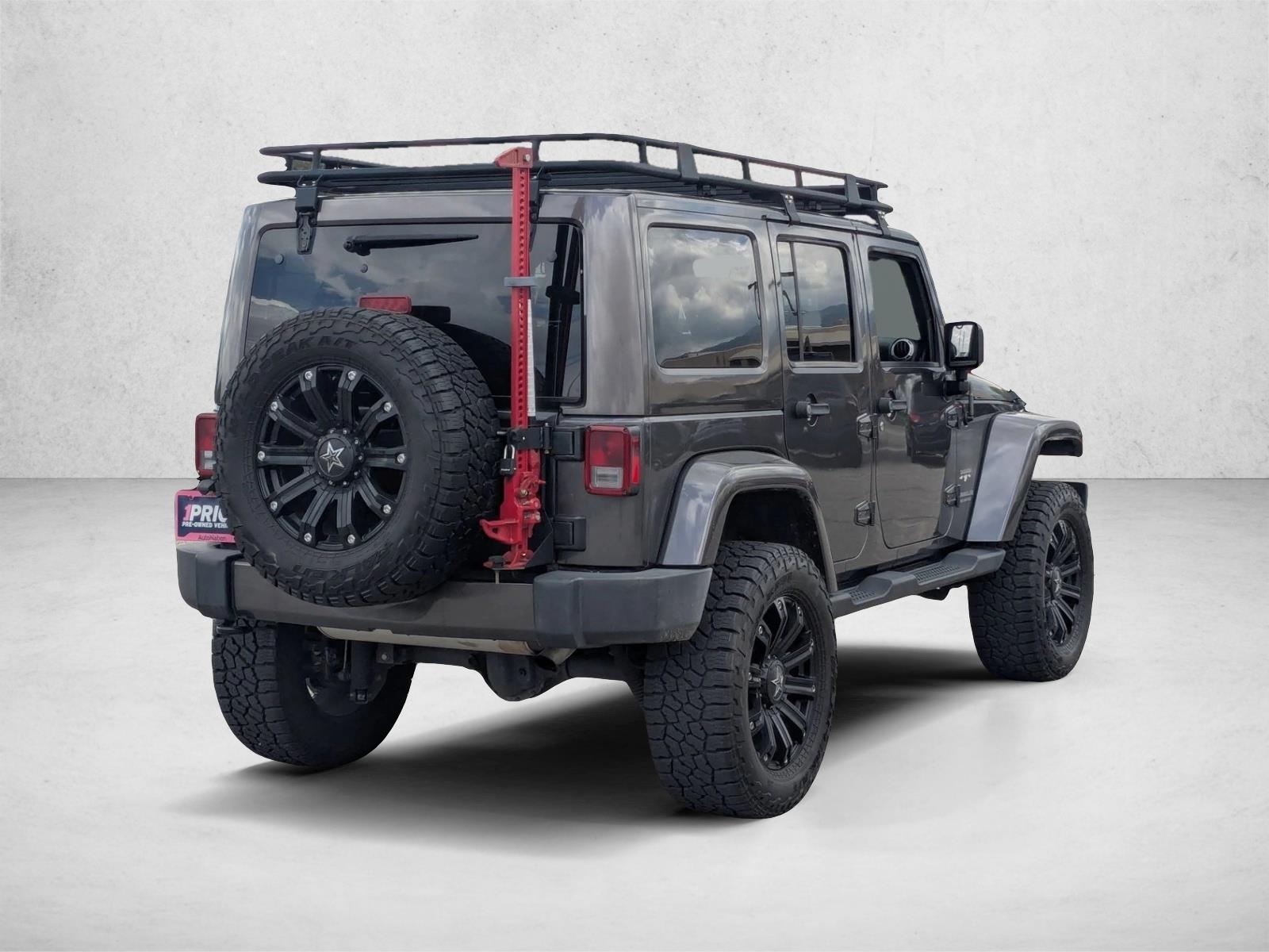2017 Jeep Wrangler Sahara photo 5