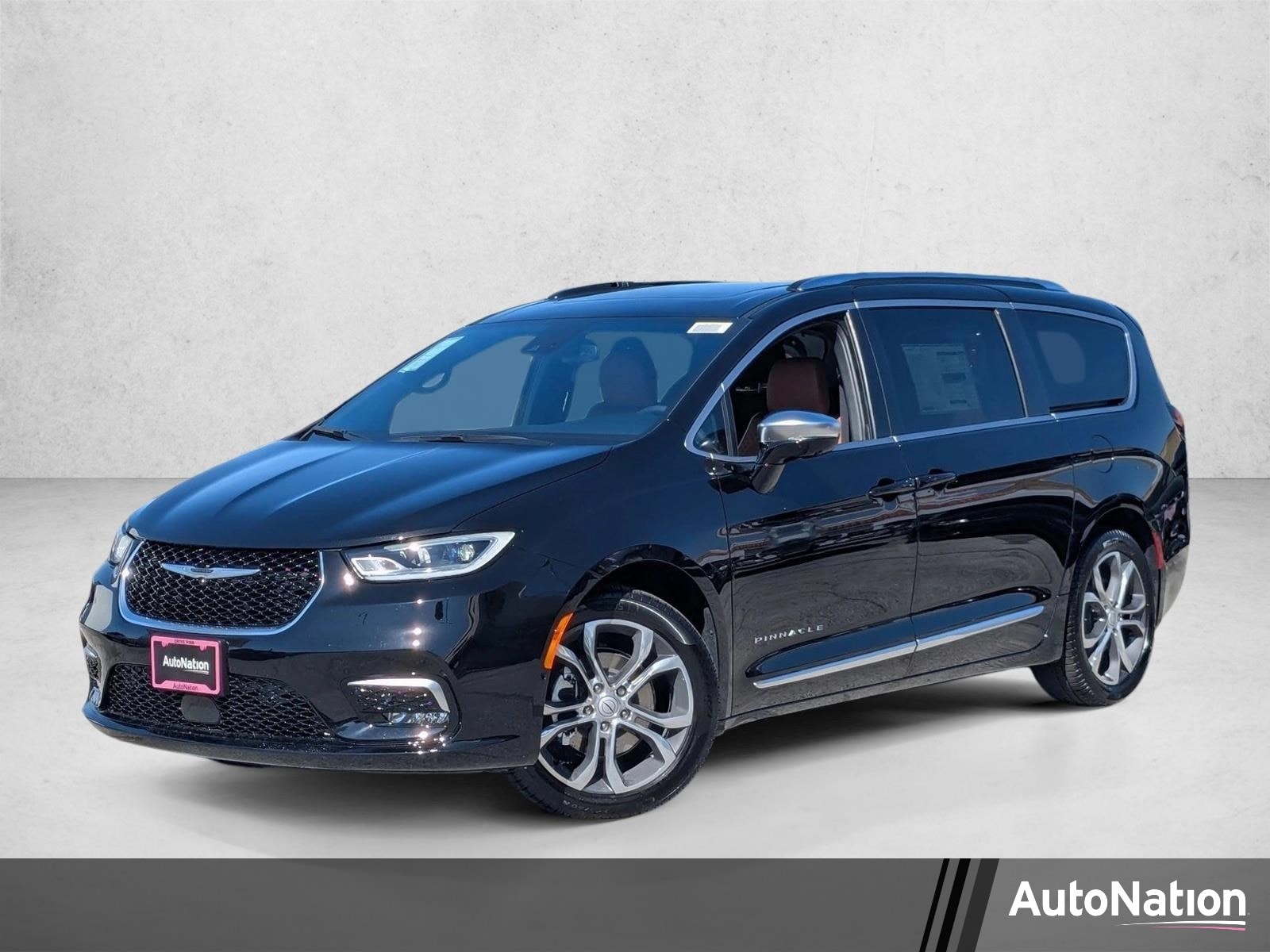 2026 Chrysler Pacifica Pinnacle's photo