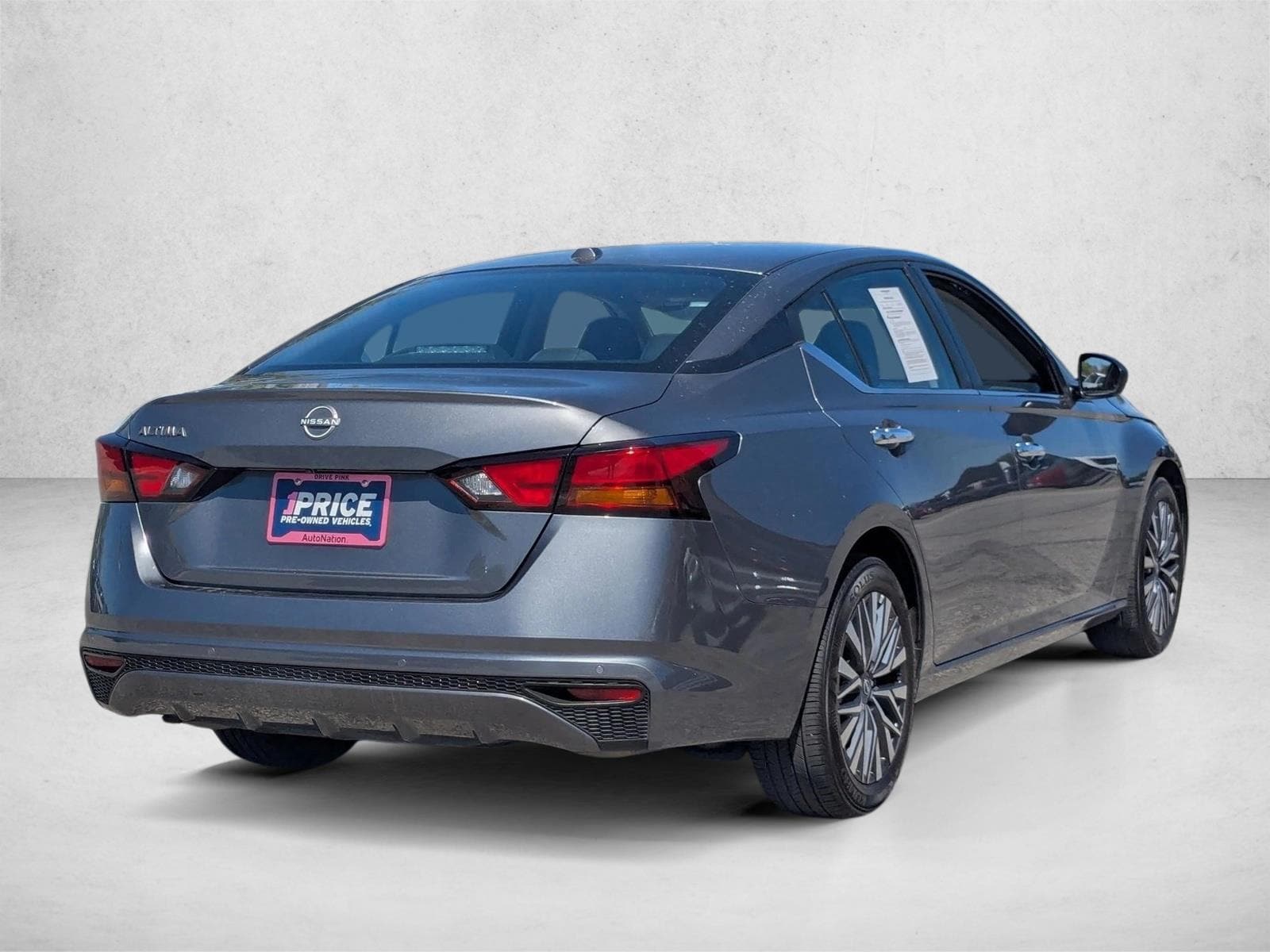 2025 Nissan Altima SV photo 4