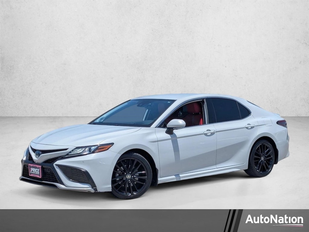 Used 2022 Toyota Camry Hybrid XSE 4dr Car