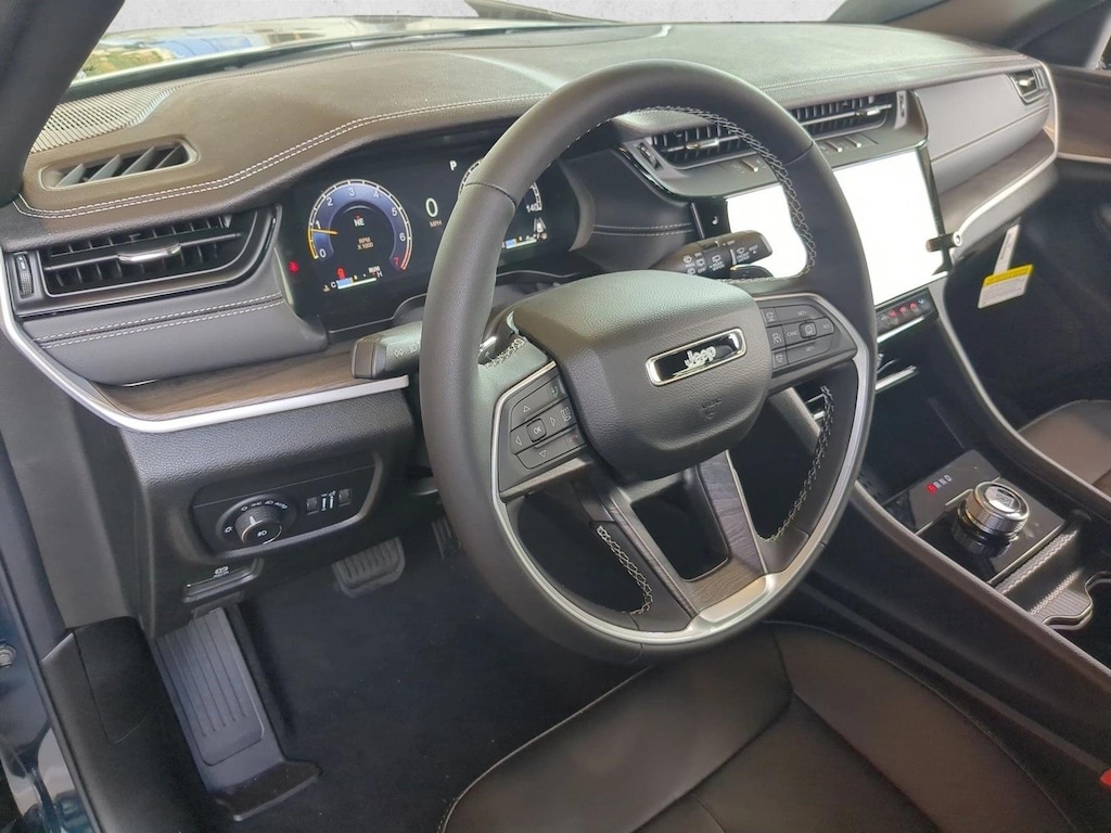 New 2027 Jeep Grand Cherokee L 3 Row Limited SUV