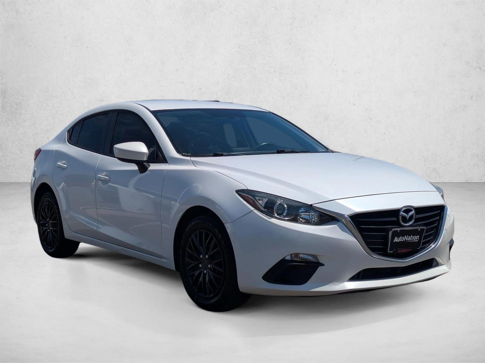 2015 Mazda Mazda3 i Sport photo 3