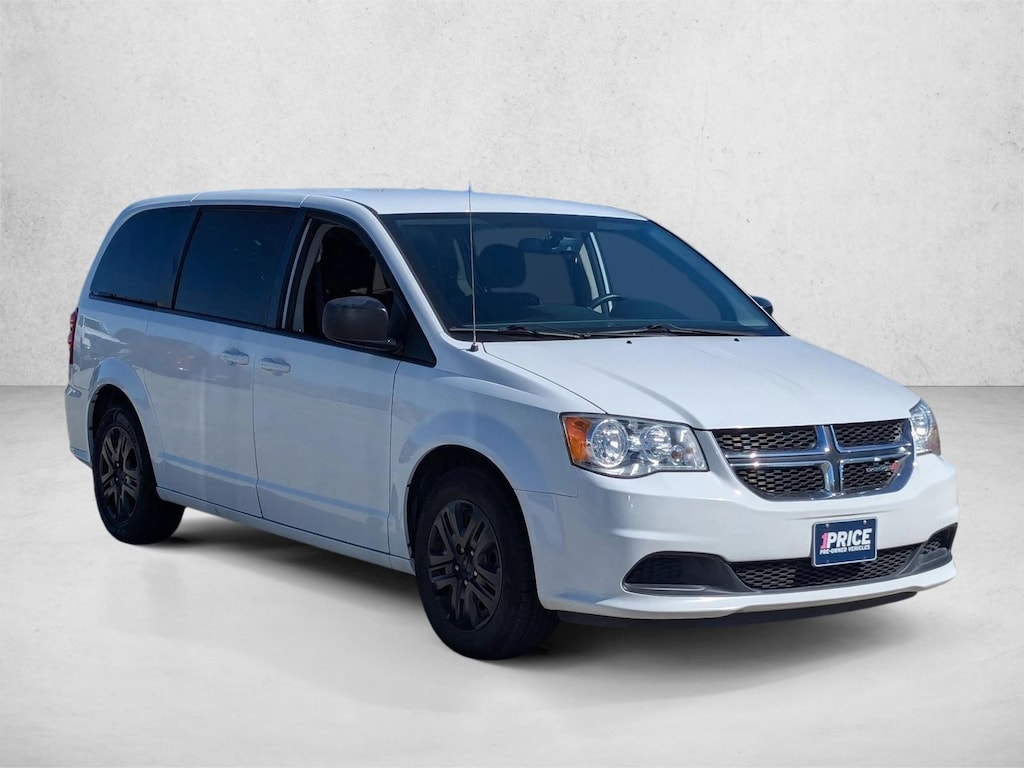 Used 2018 Dodge Grand Caravan SE Mini-van Passenger