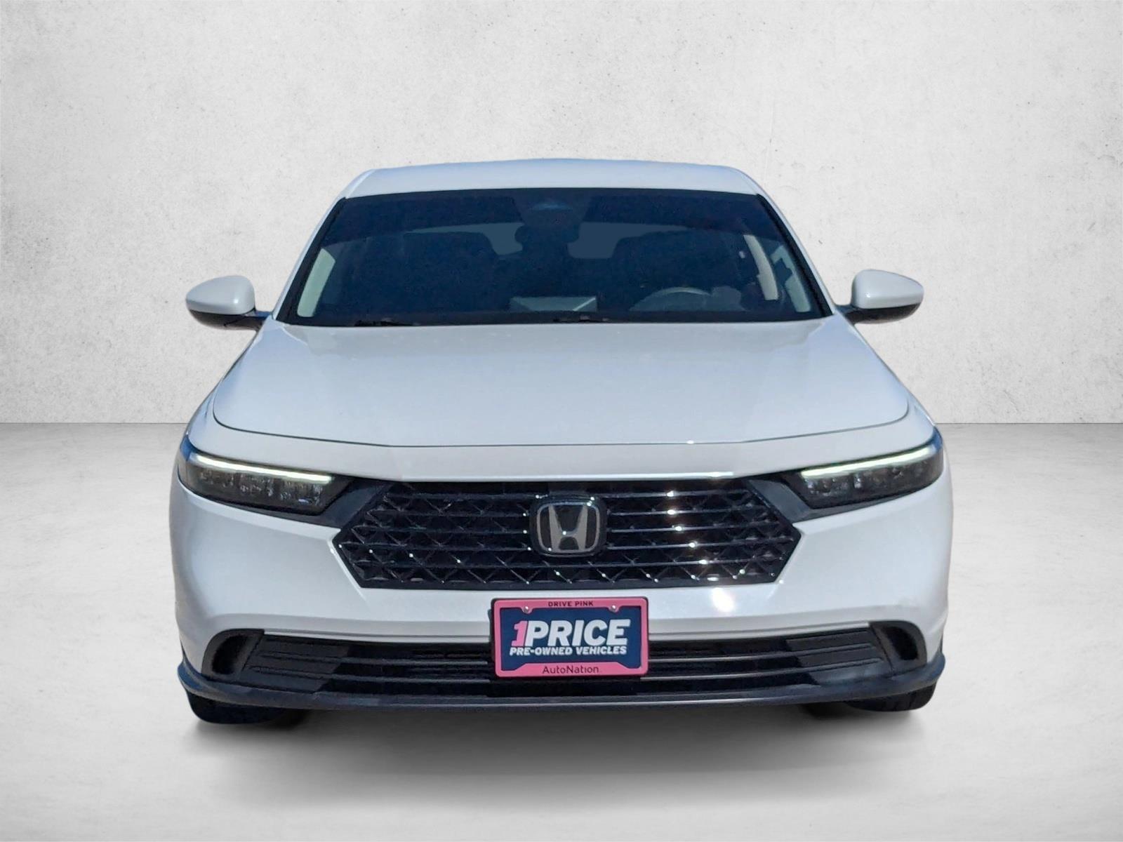 2023 Honda Accord LX photo 2