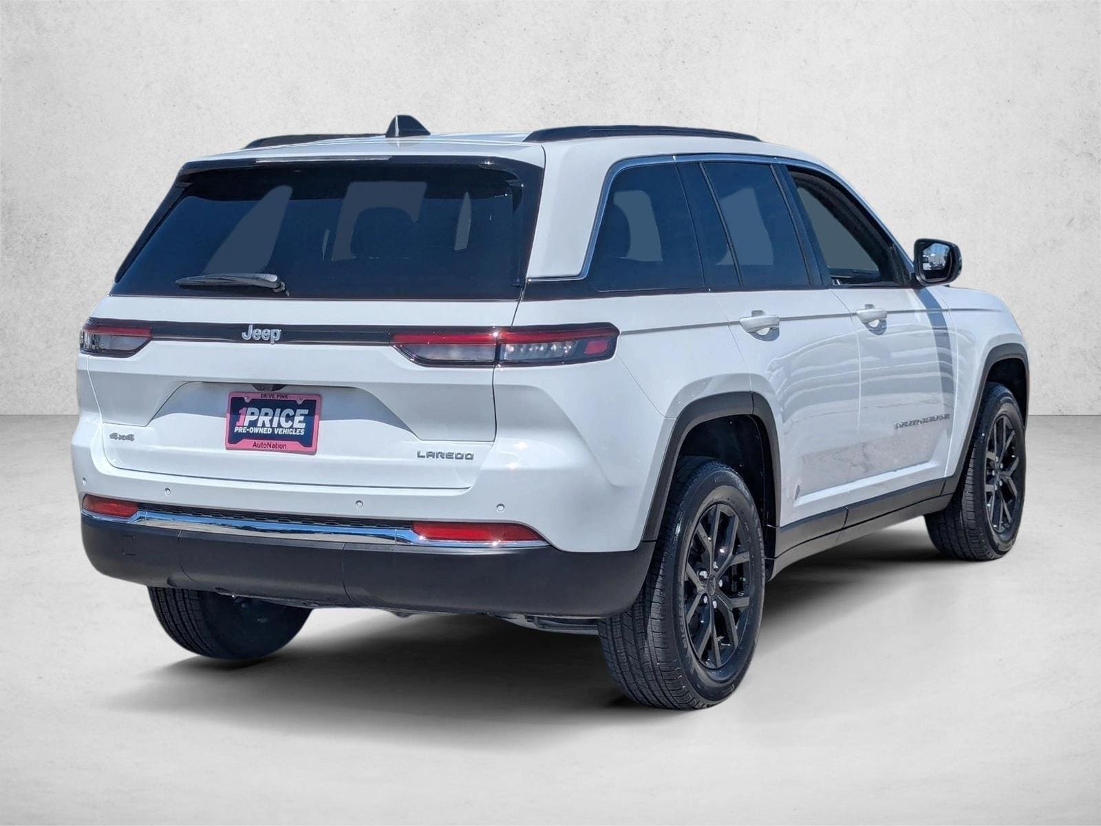 2025 Jeep Grand Cherokee Laredo X photo 4