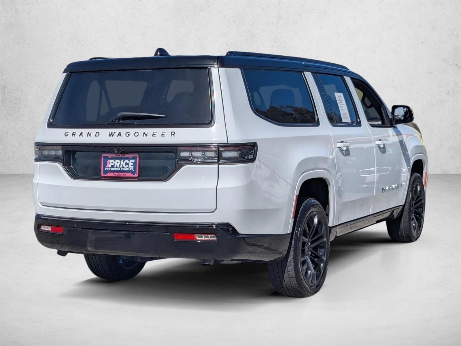 2024 Jeep Grand Wagoneer L Series II photo 4