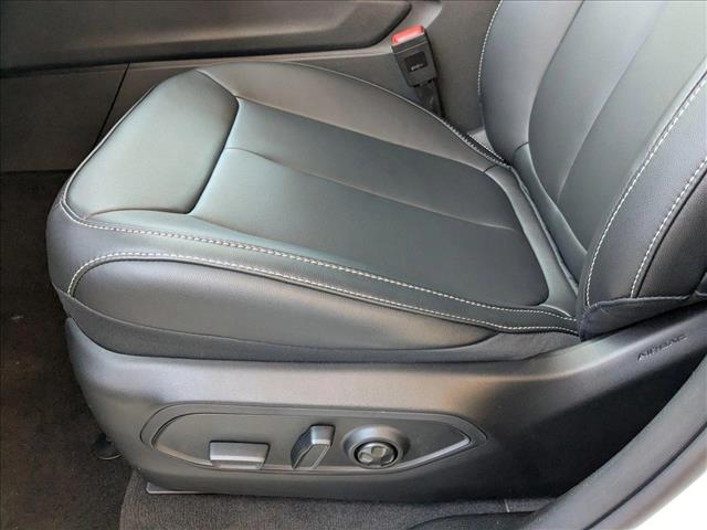 2025 Jeep Grand Cherokee Limited photo 4