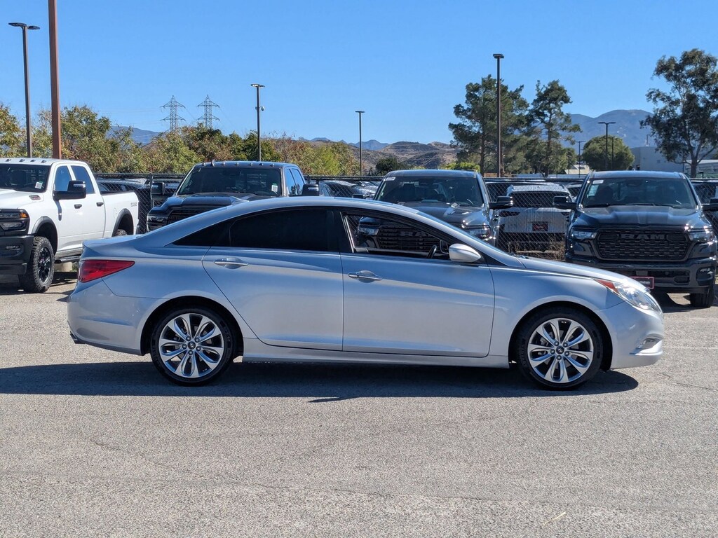 Used 2011 Hyundai Sonata SE 4dr Car