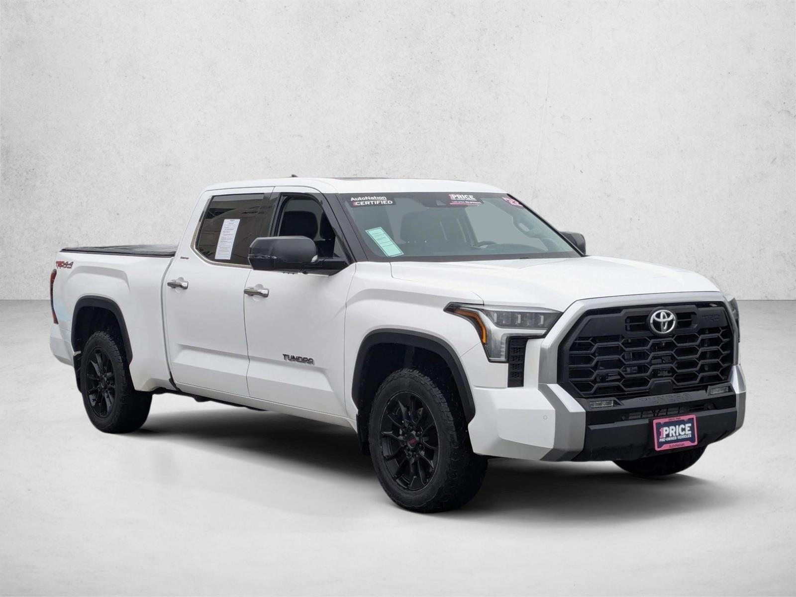 2022 Toyota Tundra Limited CrewMax photo 3