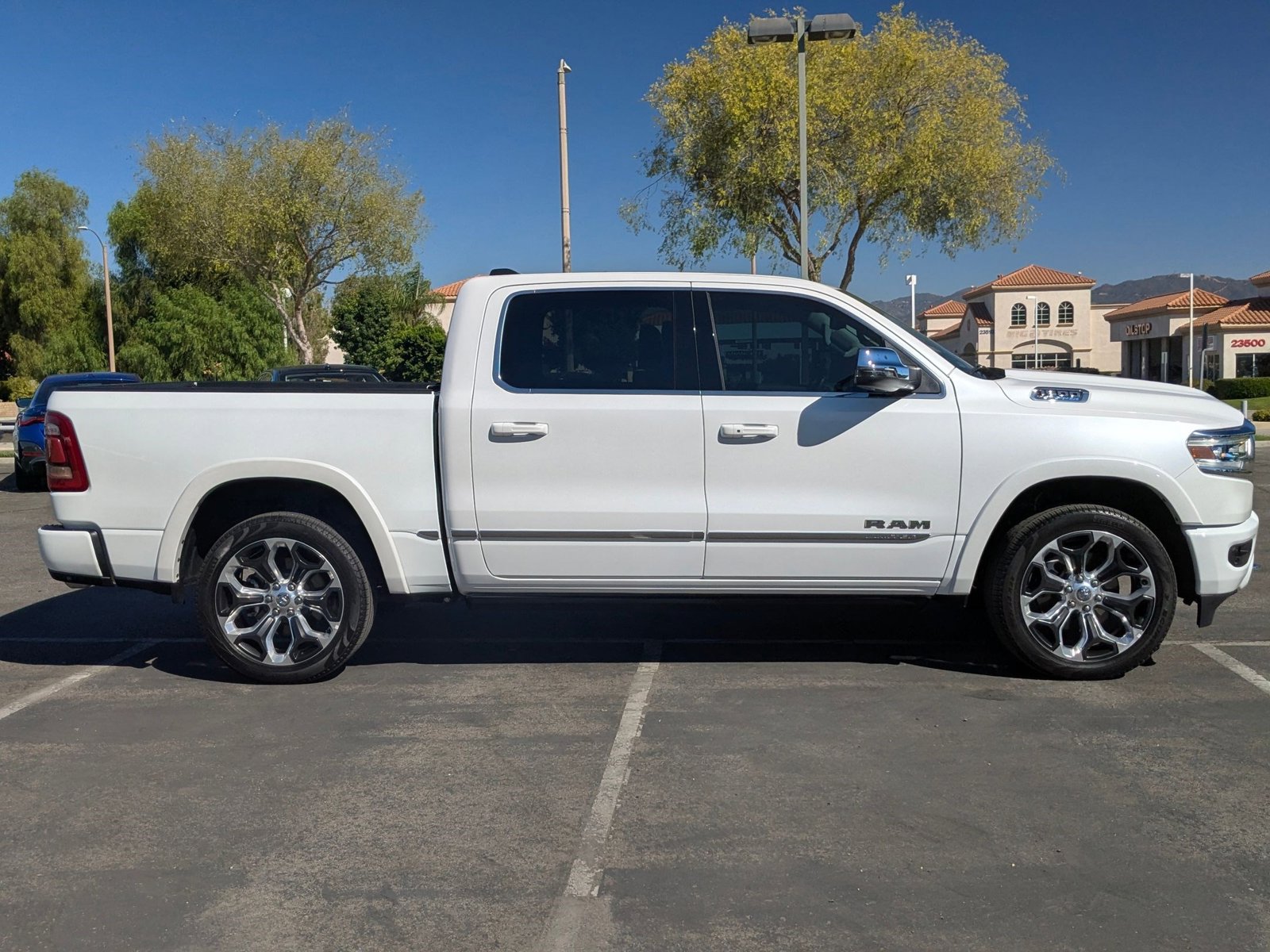 2024 Ram 1500 Limited photo 4