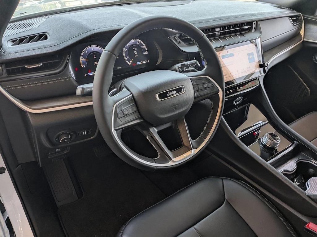 New 2026 Jeep Grand Cherokee Limited SUV