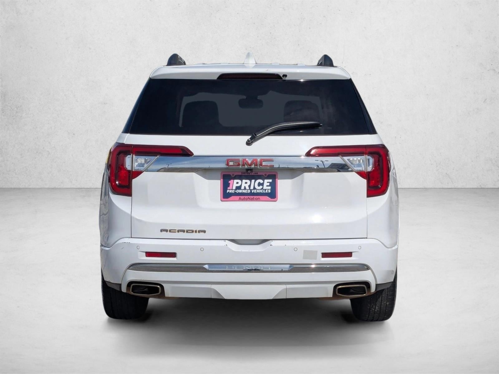 2023 GMC Acadia Denali photo 6