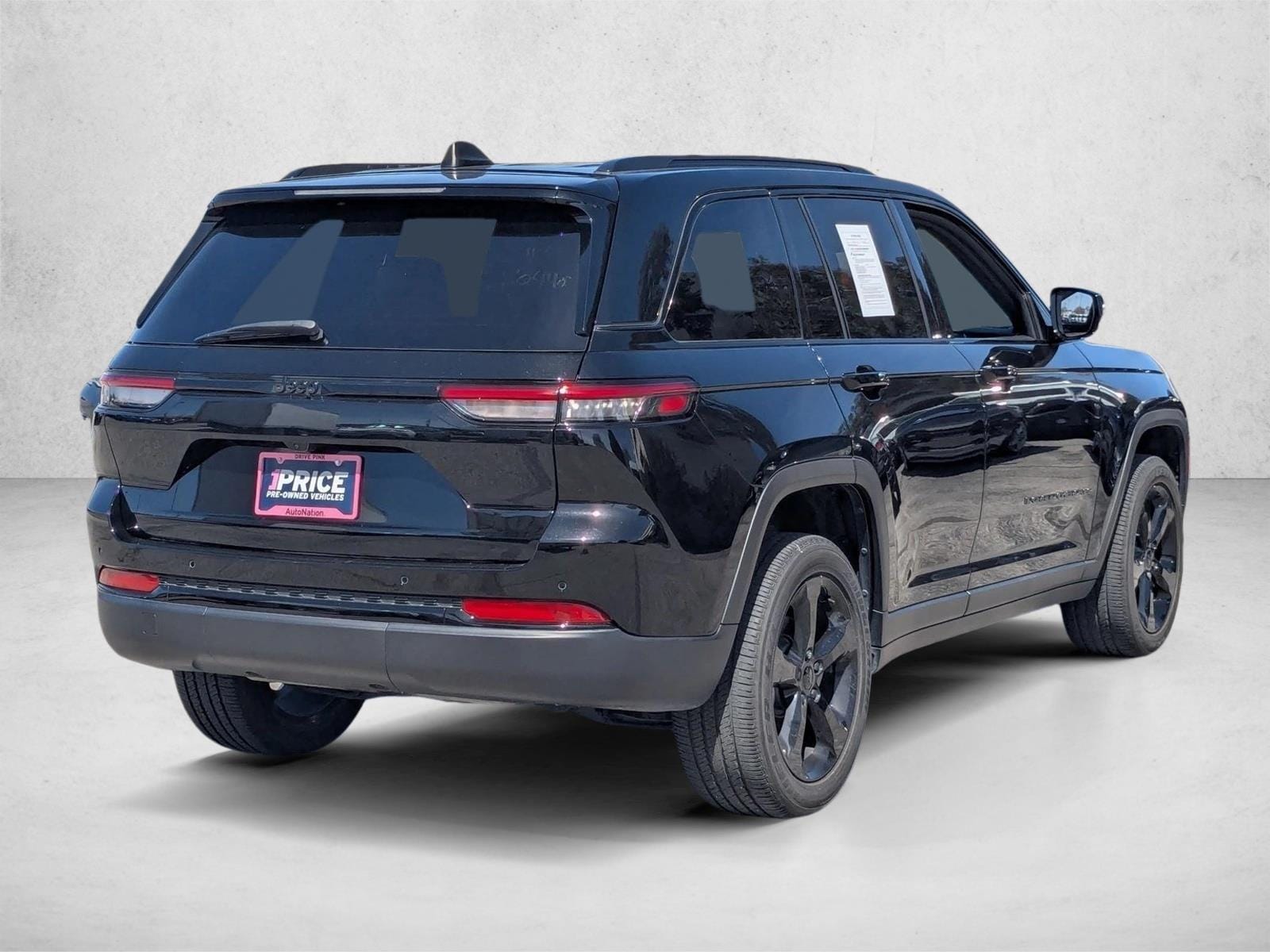 2023 Jeep Grand Cherokee Altitude photo 4