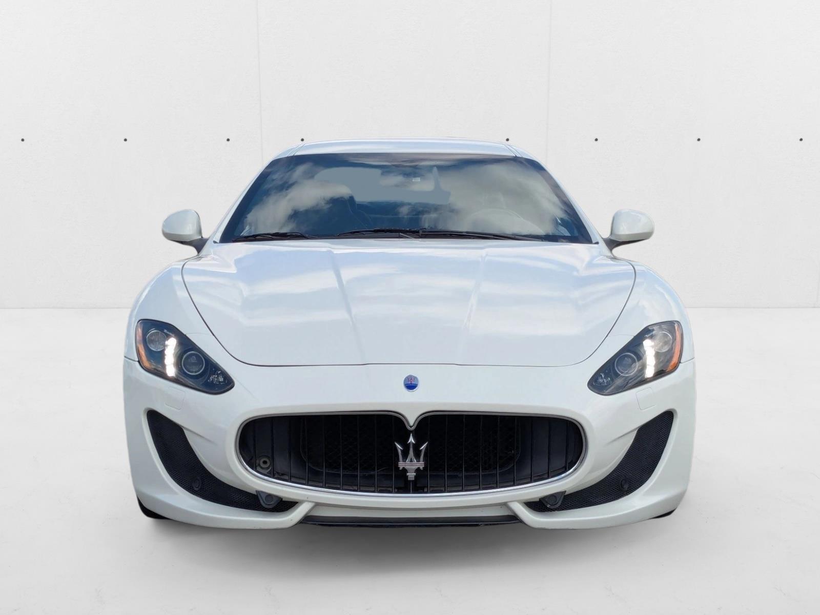2014 Maserati Granturismo Sport photo 2