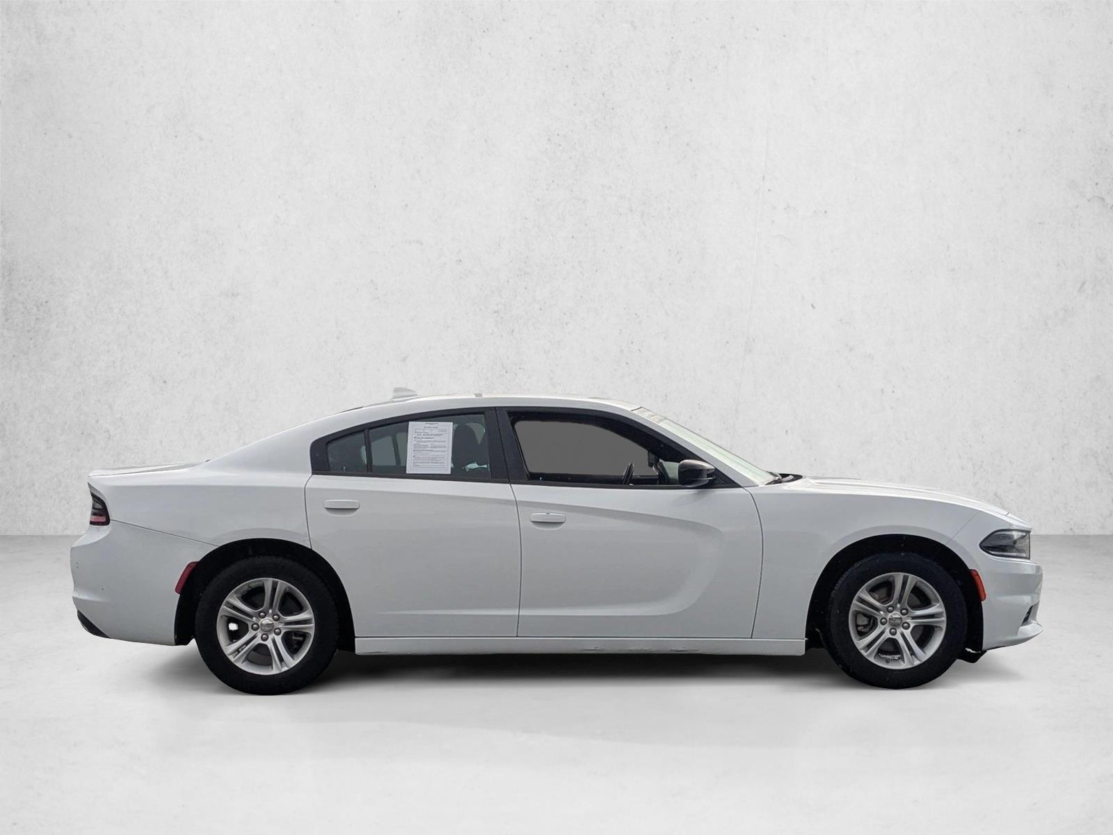 2023 Dodge Charger SXT photo 4