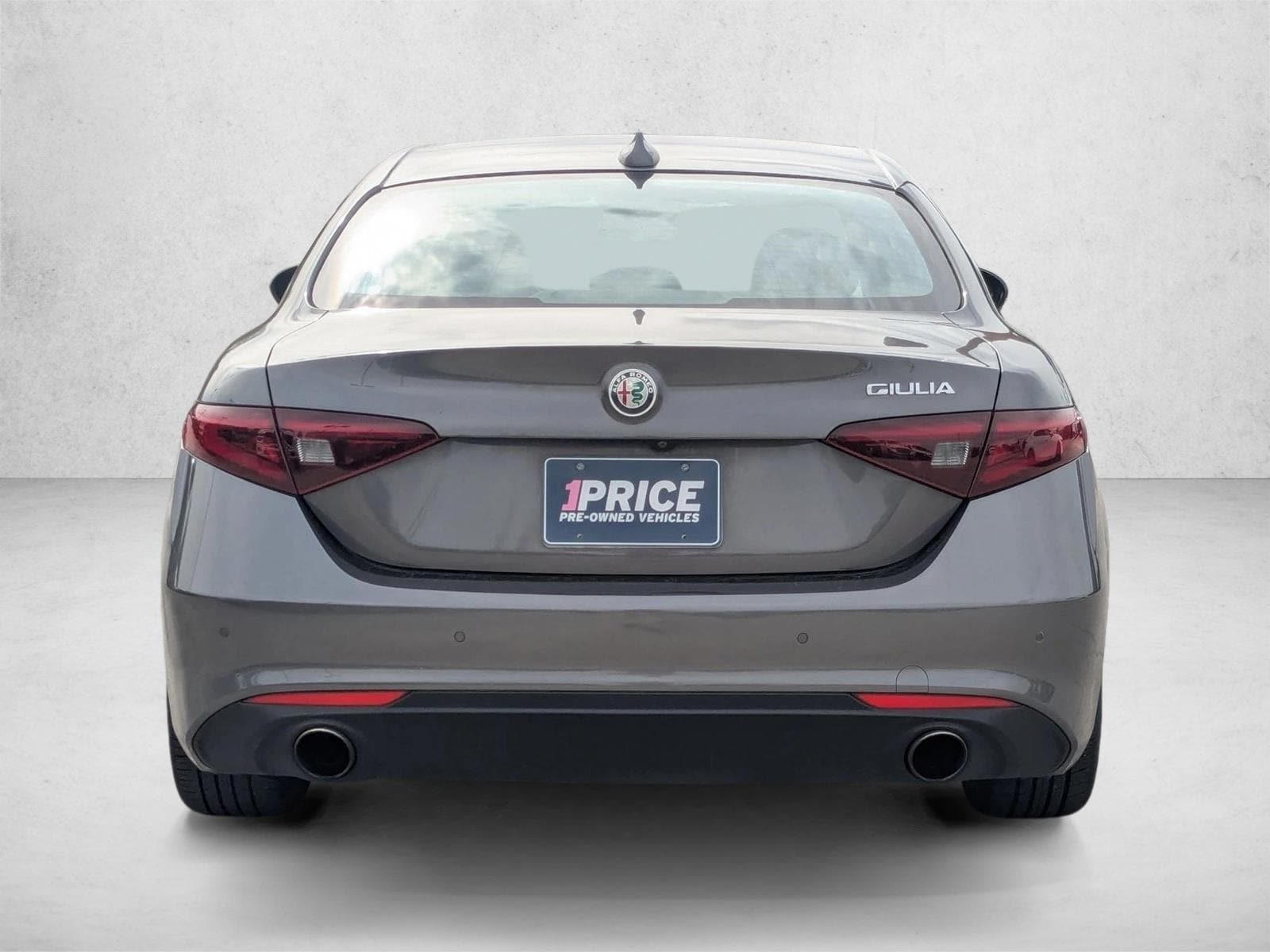 2020 Alfa Romeo Giulia photo 6