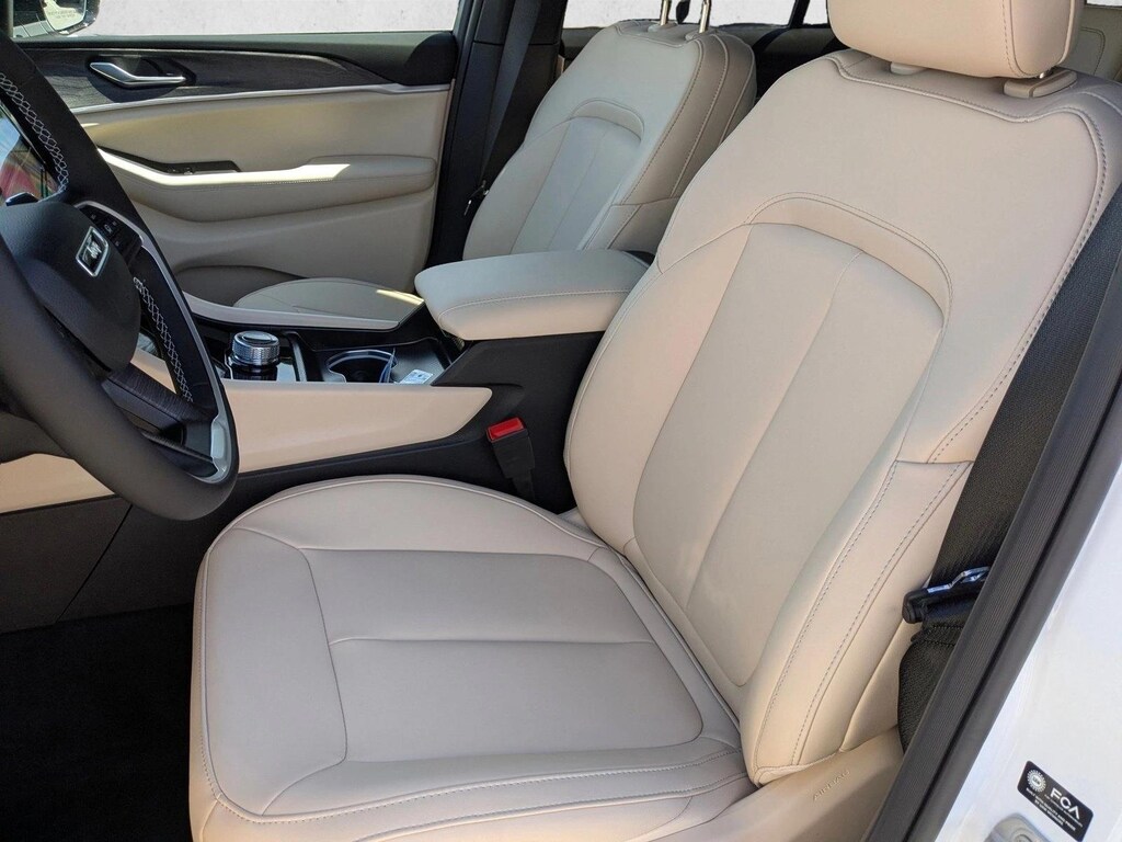 New 2026 Jeep Grand Cherokee Limited SUV