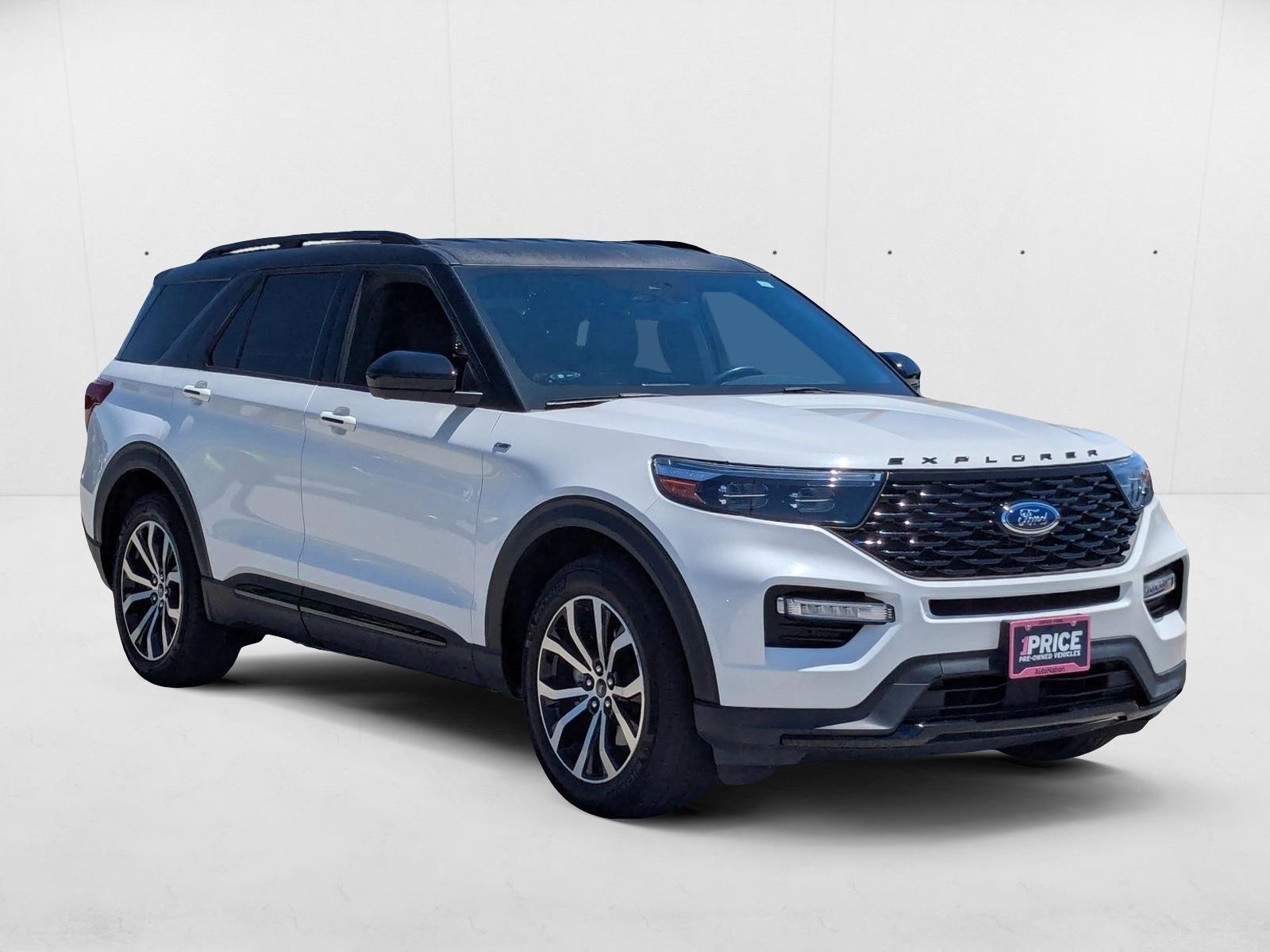 2022 Ford Explorer ST-Line photo 3