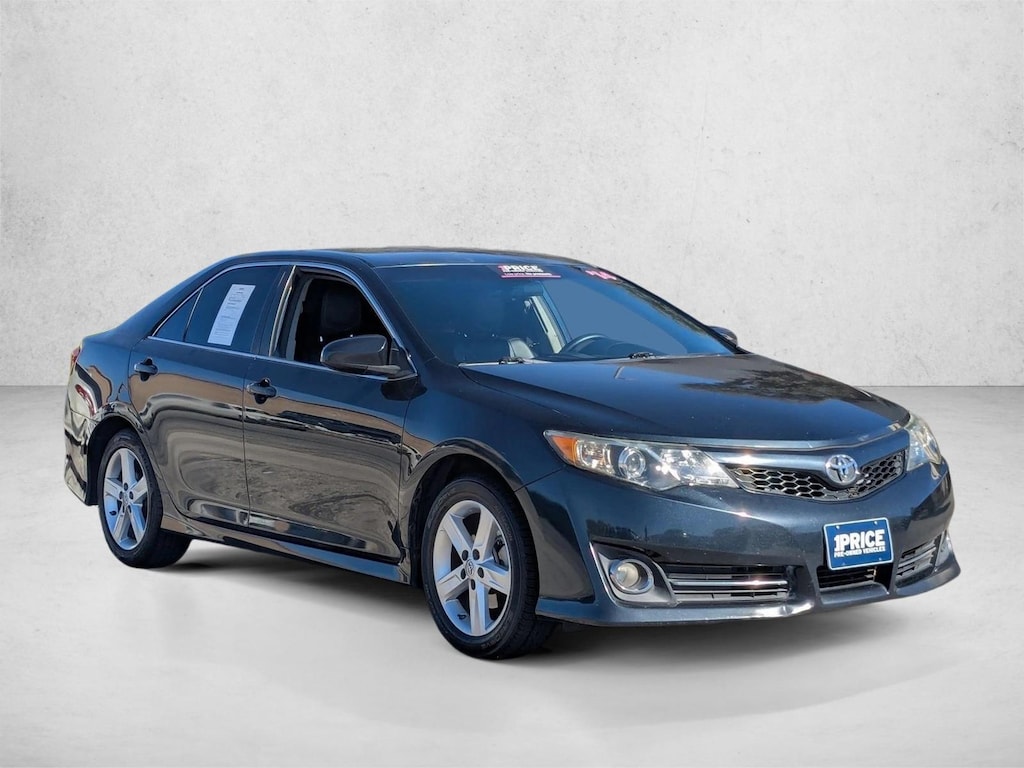 Used 2014 Toyota Camry SE 4dr Car