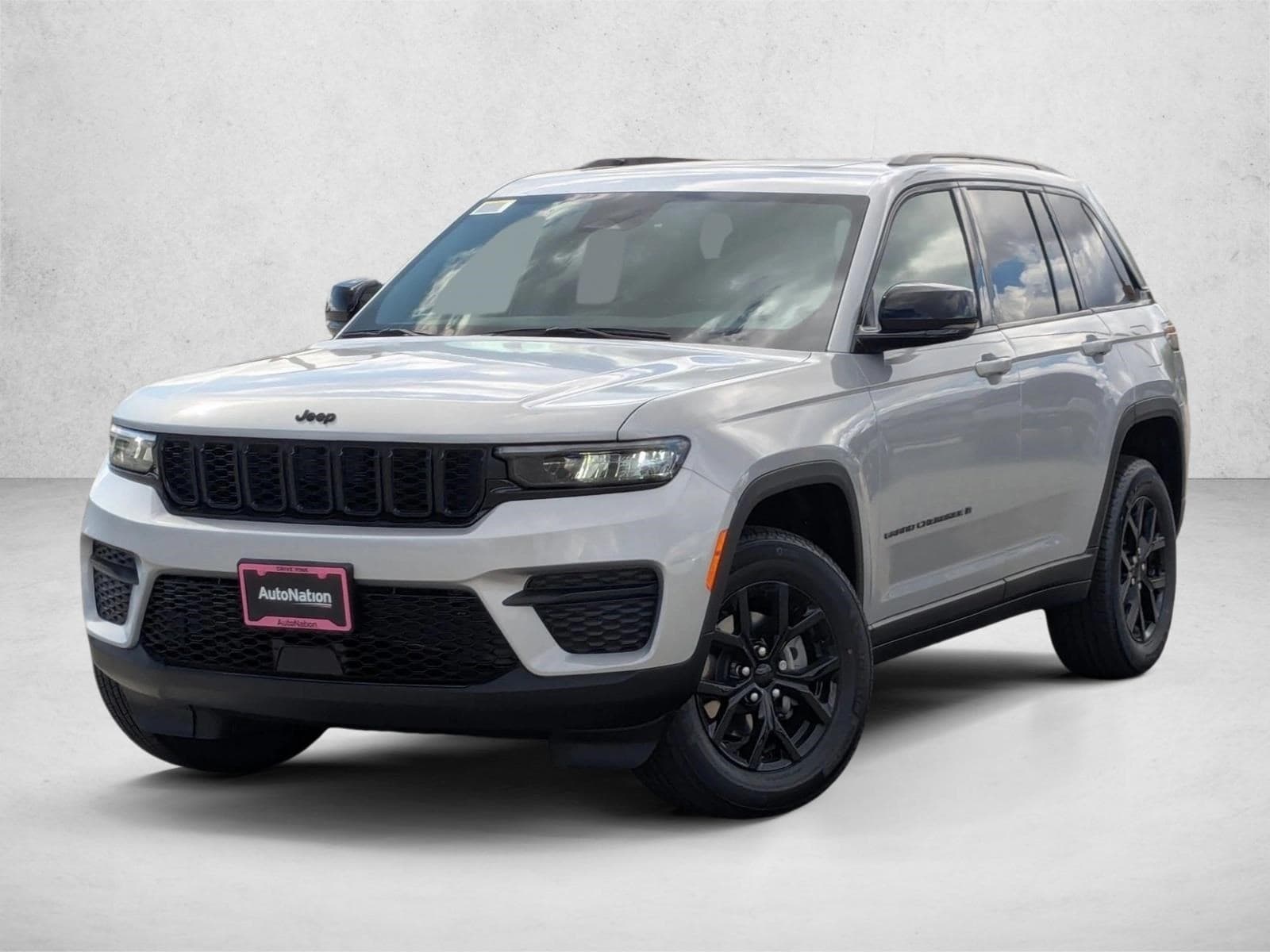 2025 Jeep Grand Cherokee Altitude's photo