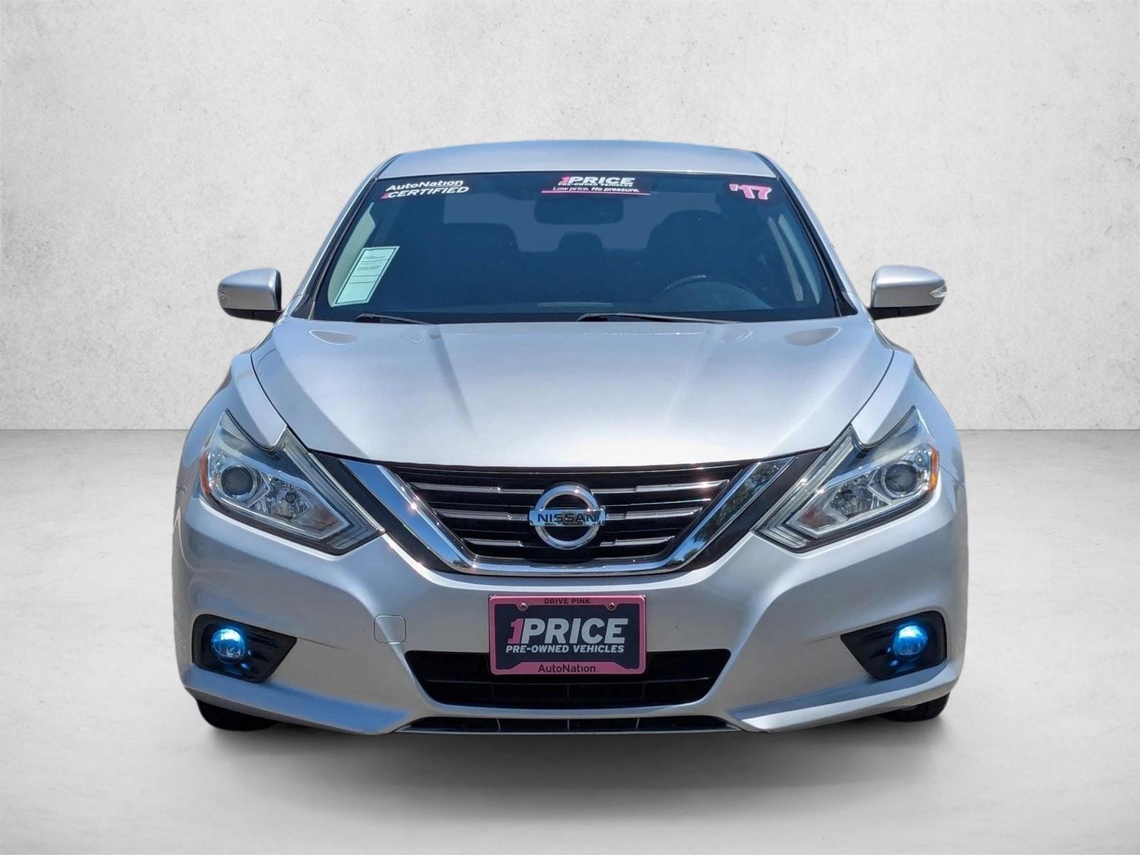 Used 2017 Nissan Altima SL with VIN 1N4AL3AP5HC186434 for sale in Santa Clarita, CA