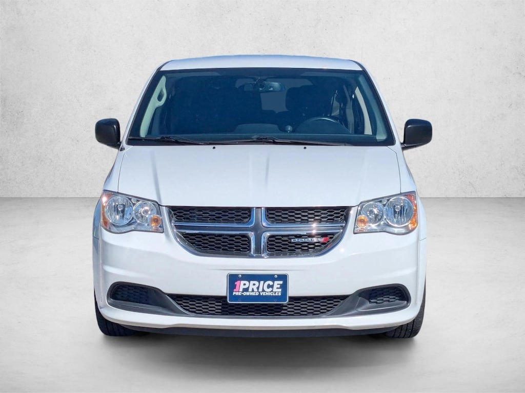 Used 2018 Dodge Grand Caravan SE Mini-van Passenger