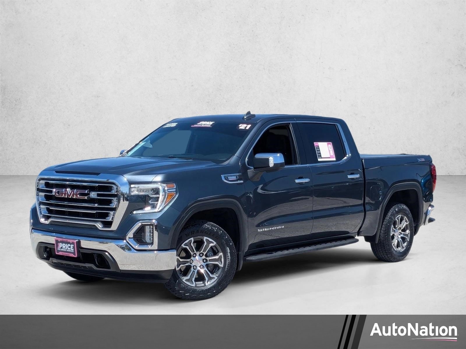 2021 GMC Sierra 4WD Crew Cab Short Box SLT's photo