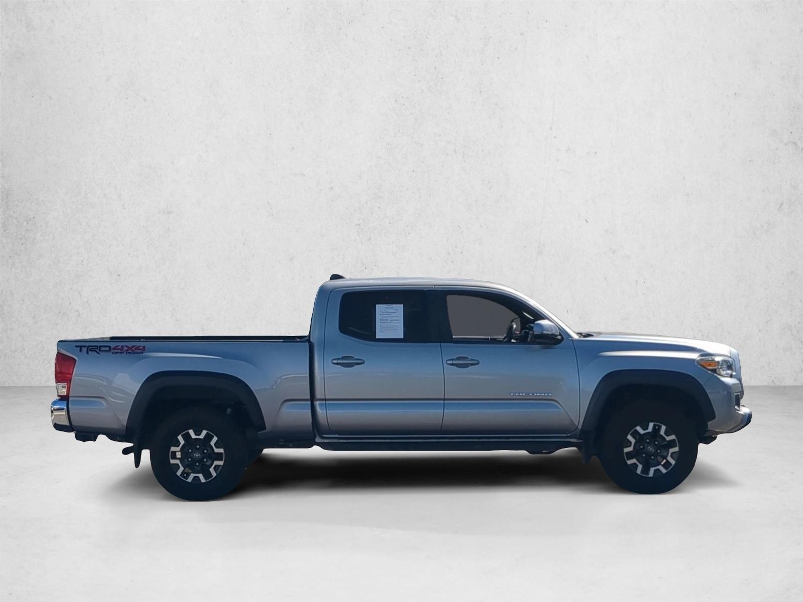 Used 2017 Toyota Tacoma TRD Off Road Crew Cab Pickup